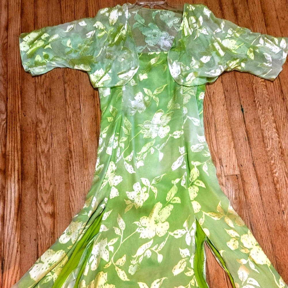 Designer (one of a kind), size 14, 2 piece cocktail dress.